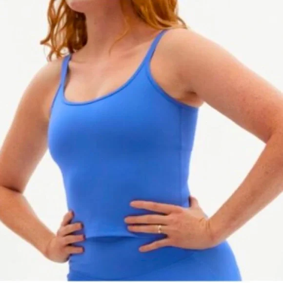 Girlfriend Collective Blue Gemma Scoop Tank Top with Built-In Bra Plus Size XXL - Picture 5 of 15